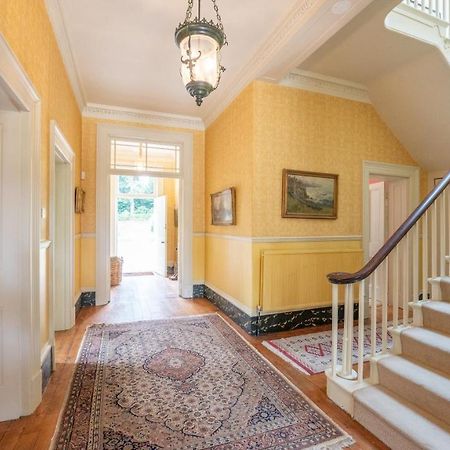 Pantybeiliau House Bed & Breakfast Gilwern Eksteriør bilde