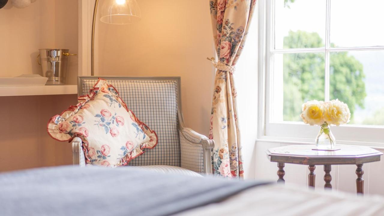 Pantybeiliau House Bed & Breakfast Gilwern Eksteriør bilde